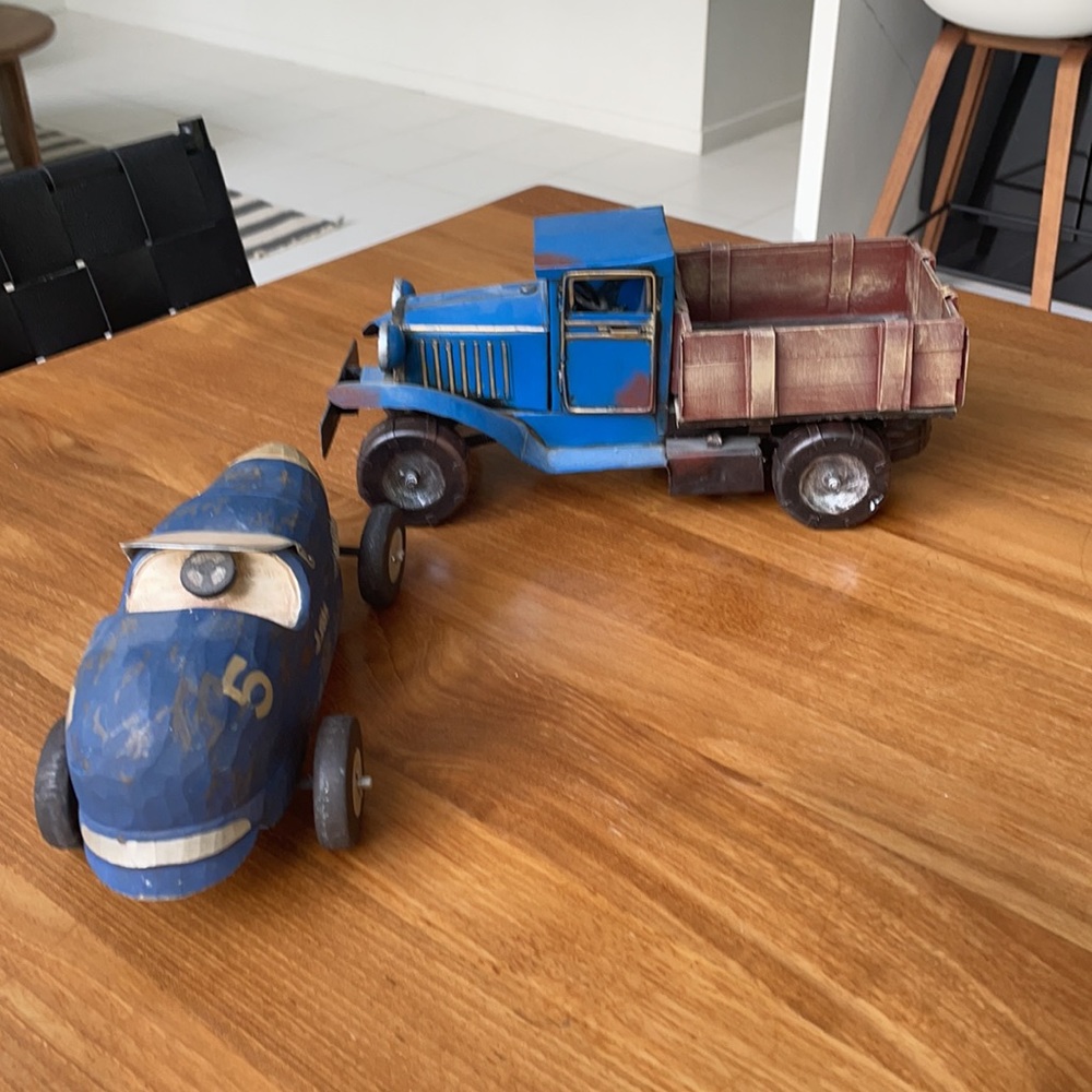 CLASSIC CAR ACCESSORIES